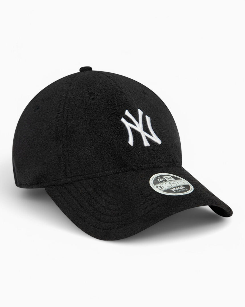 New Era NY Yankees Cosy 9FORTY Kadın Şapka