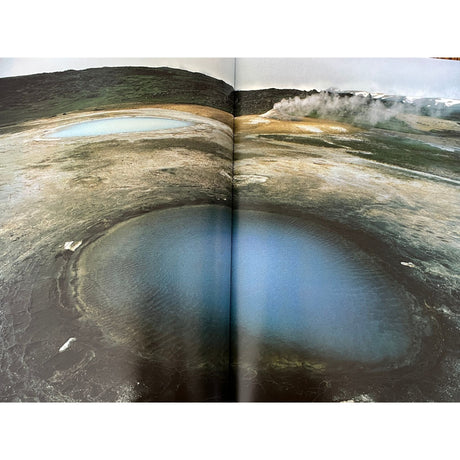 Pestil Books for vitruta Water: Photographs of Hans Silvester 