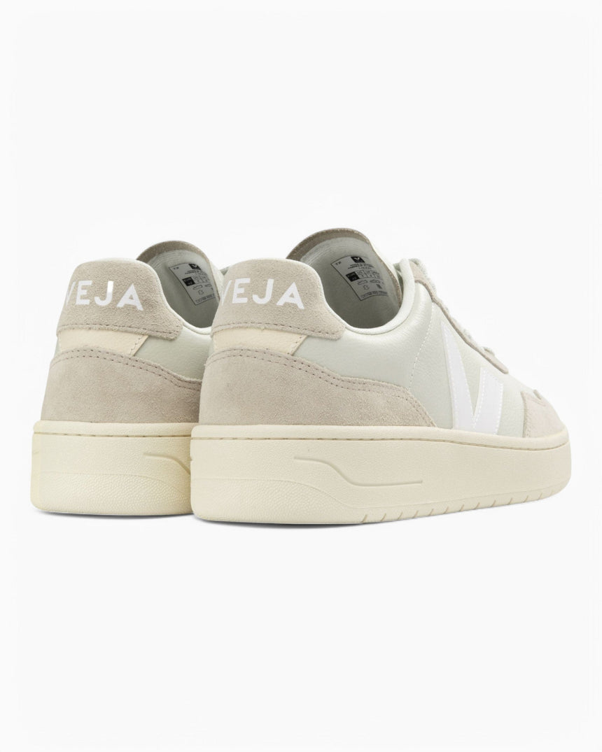 VEJA V-90 Leather Kadın Sneaker