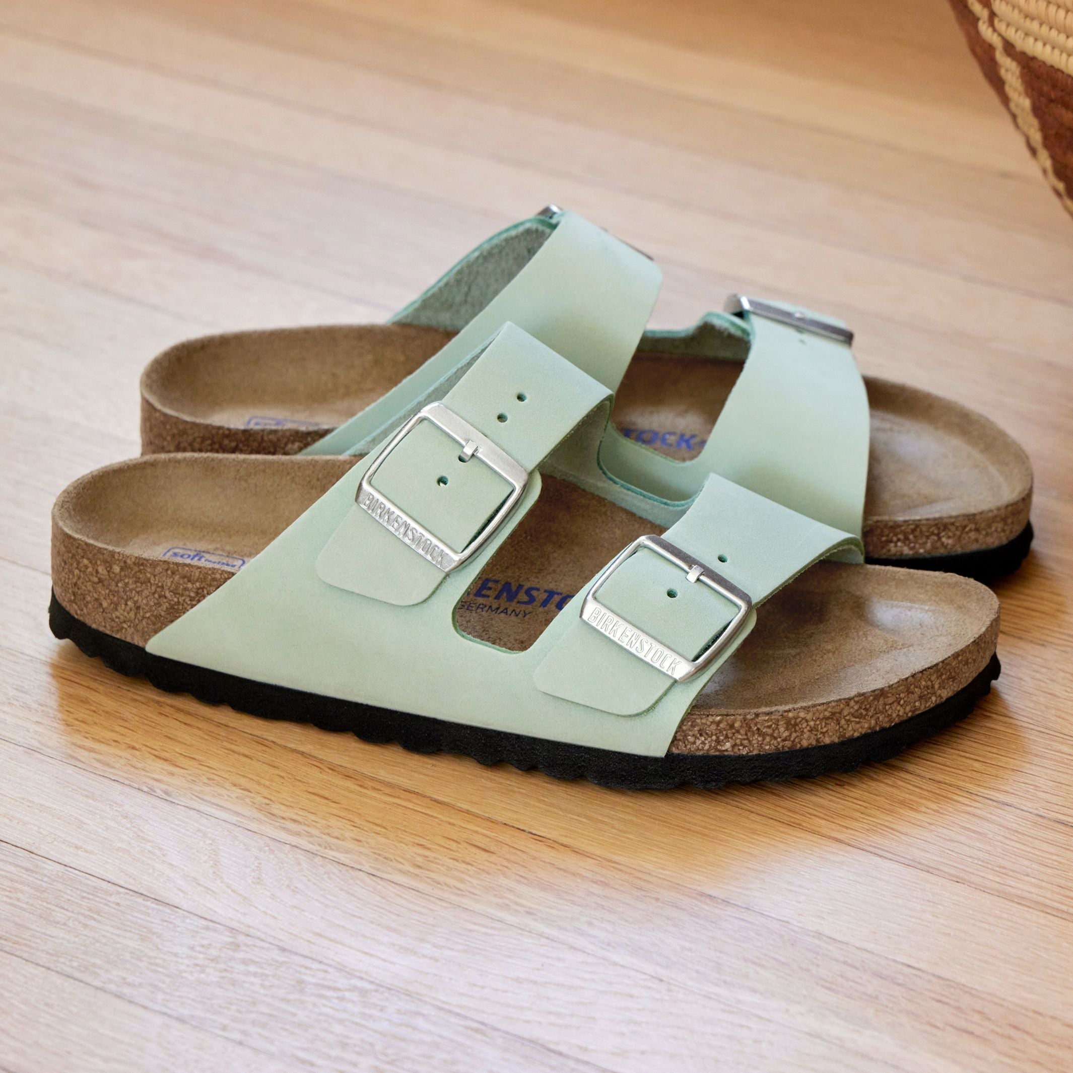 Birkenstock best sale slippers arizona