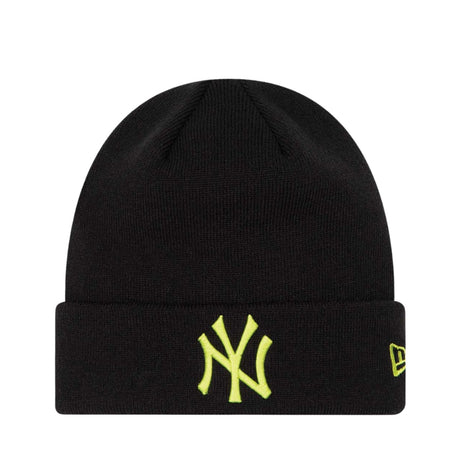 New Era League Essentials Cuff Beanie NY Yankees Bere Black
