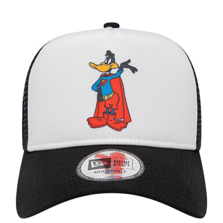 New Era - Looney Tunes x Superhero Duffy Duck Superman Mashup Trucker Şapka - Vitruta