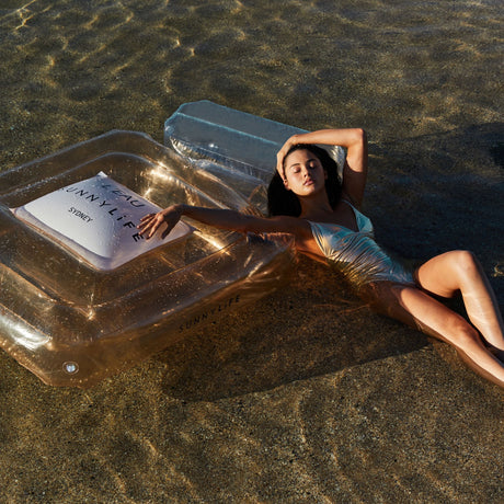 Sunnylife - Luxe Lie-On Float Parfum Champagne Deniz Yatağı - Vitruta