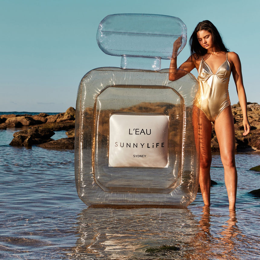 Sunnylife - Luxe Lie-On Float Parfum Champagne Deniz Yatağı - Vitruta