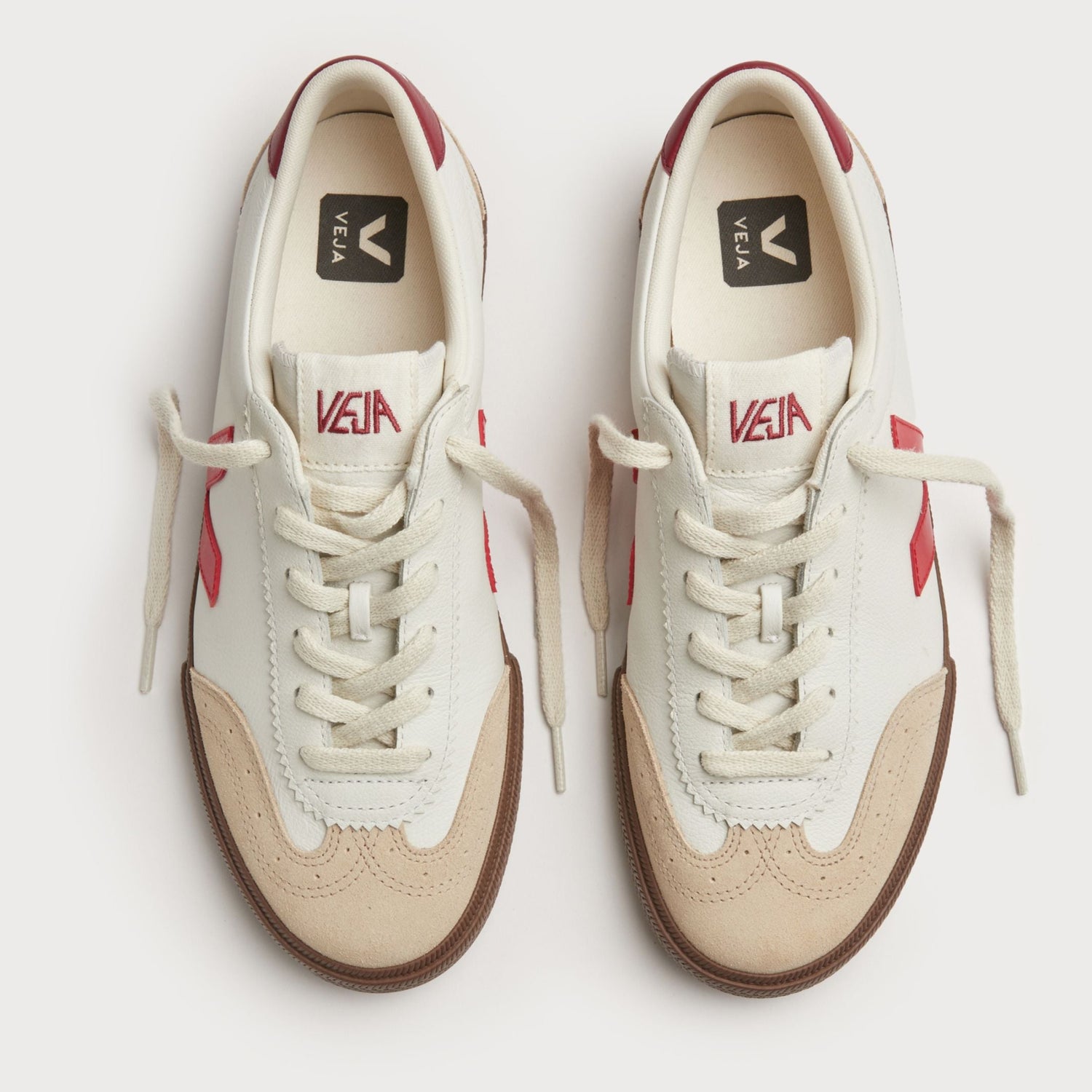 Veja Men Volley O.T. Leather Black Pierre | Sneaker District Veja Men Volley O.T. Leather Black Pierre | Sneaker District
